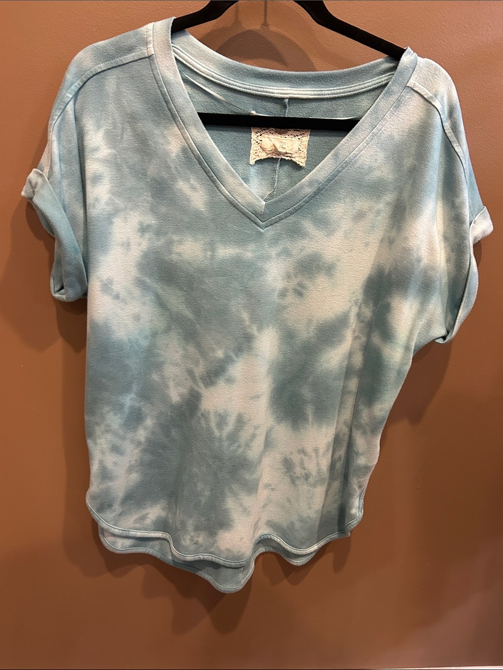 Cupio Light Blue and White Tie-Dye V-Neck Short Sleeve Top